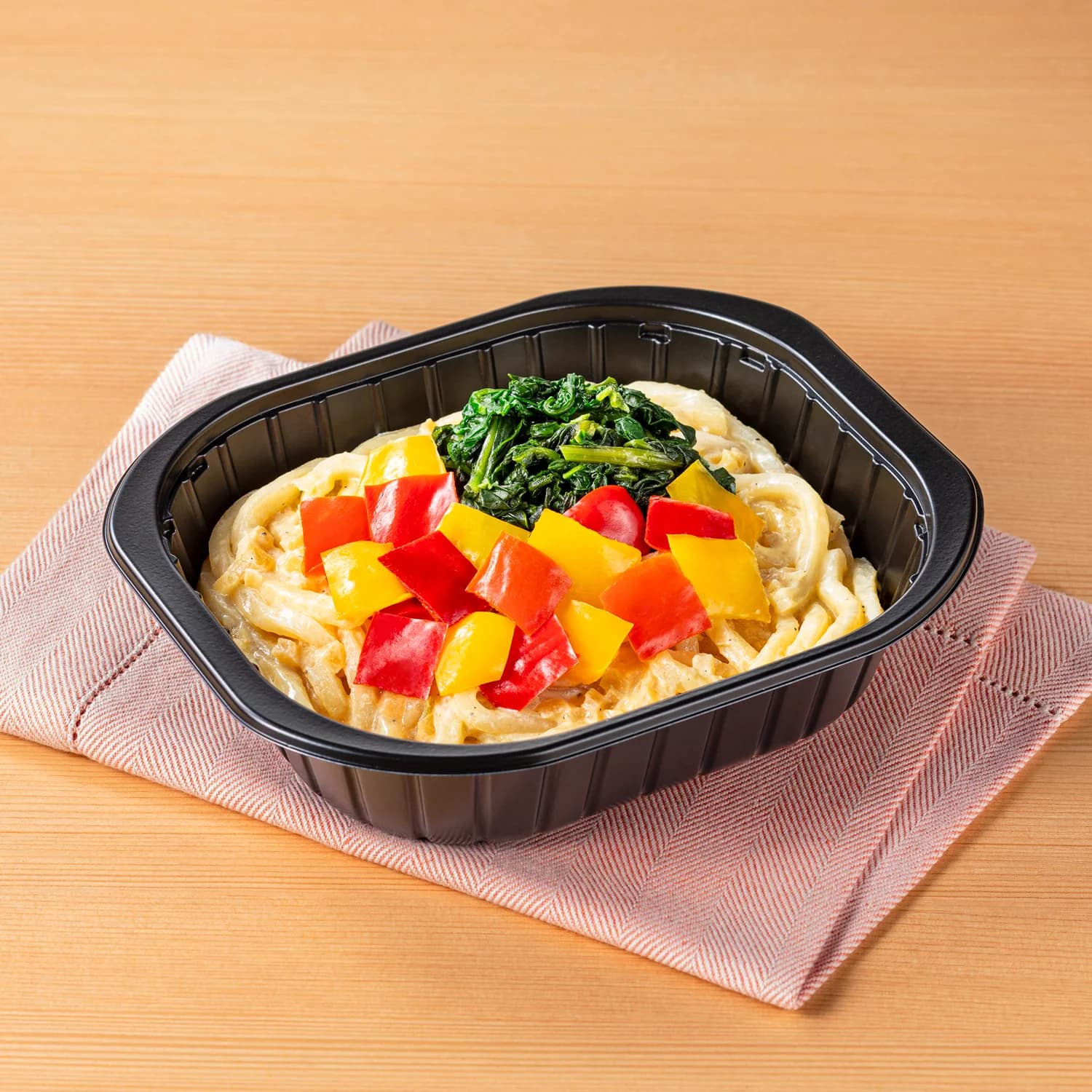 米粉麺 たっぷり野菜のカルボナーラ風